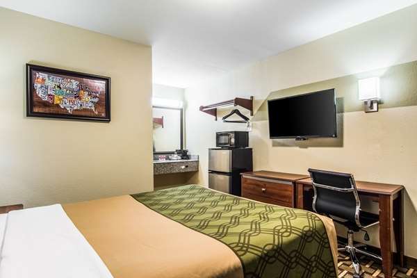  - Econo Lodge Jasper