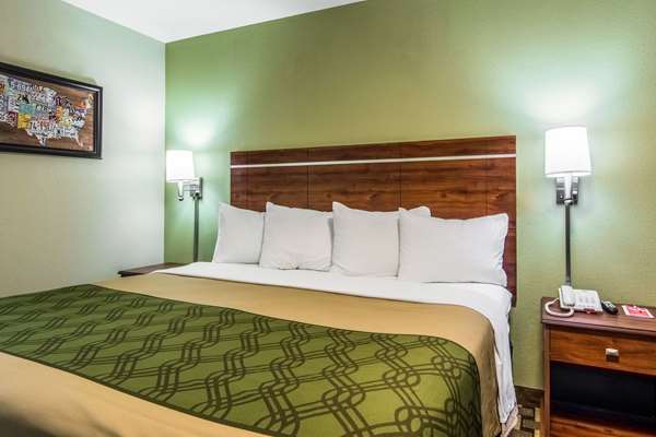  - Econo Lodge Jasper