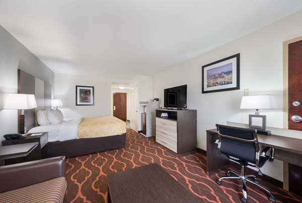 Suite - Quality Inn & Suites Huntsville