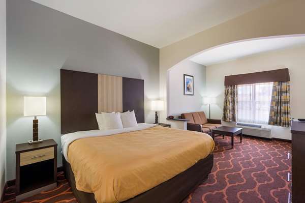 Suite - Quality Inn & Suites Huntsville