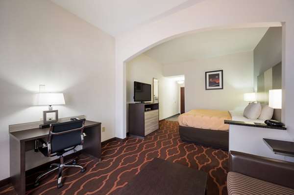 Suite - Quality Inn & Suites Huntsville