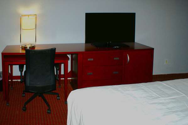  - Rodeway Inn Van Buren