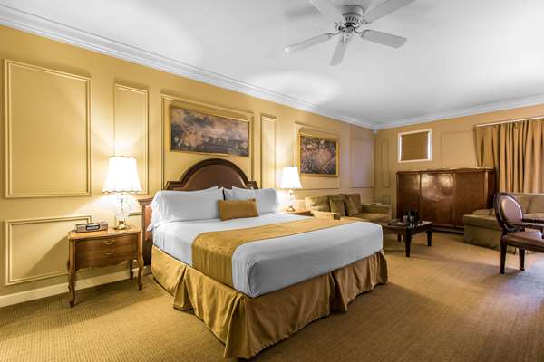 Suite - Inn at the Mill Johnson - I-49, Exit 69