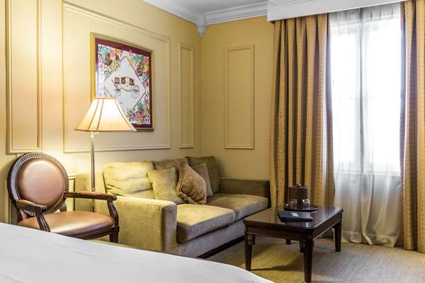 Suite - Inn at the Mill Johnson - I-49, Exit 69