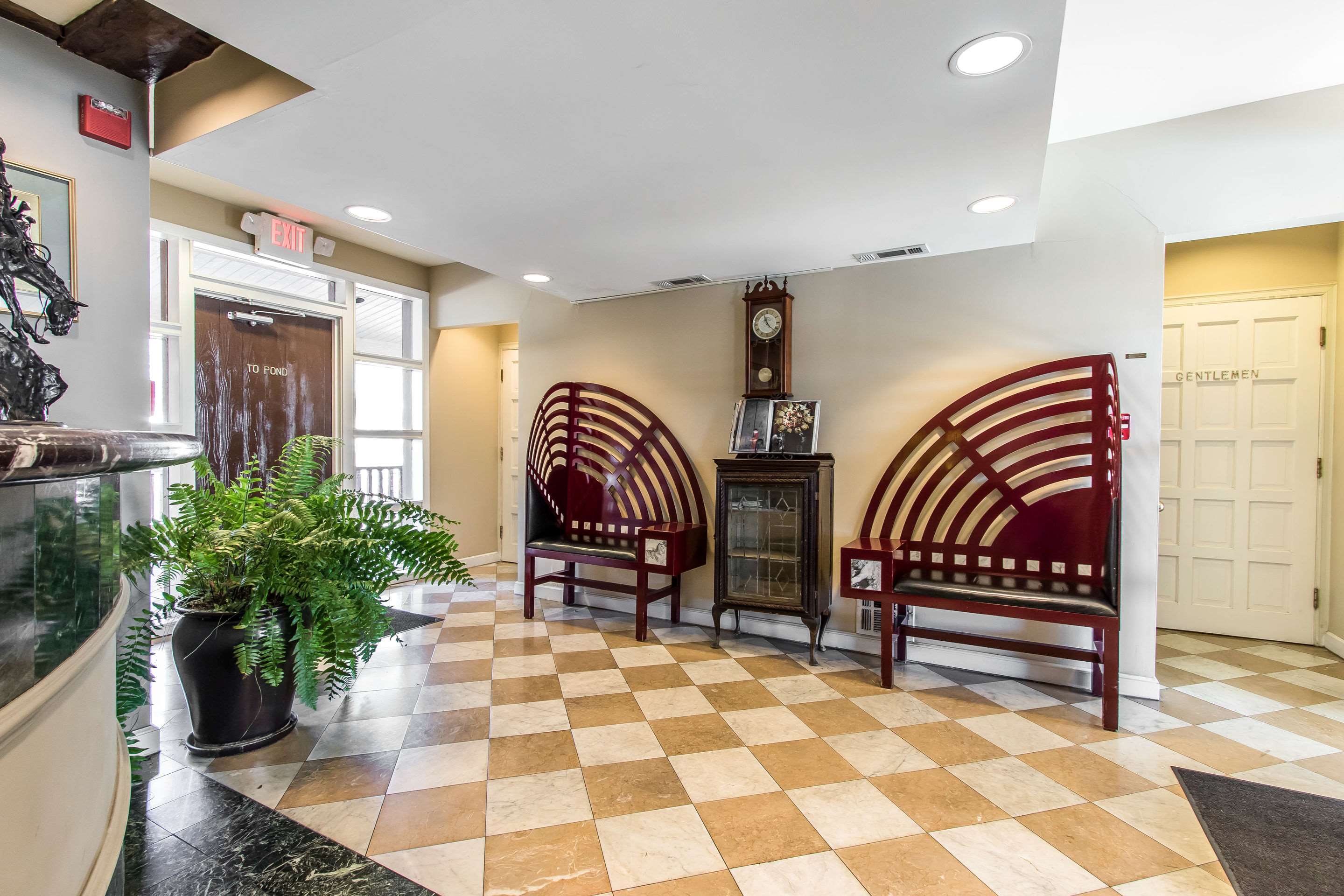 Lobby seating | Inn at the Mill, Ascend Hotel Collection