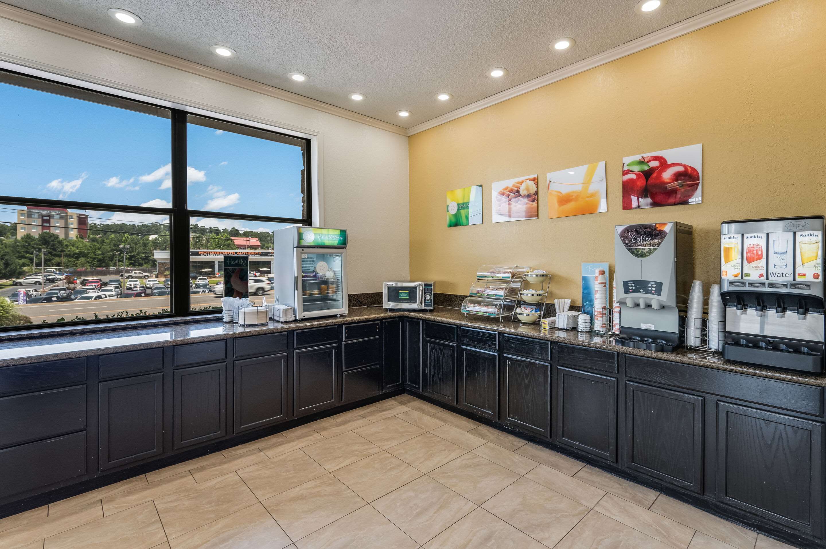 Breakfast counter
