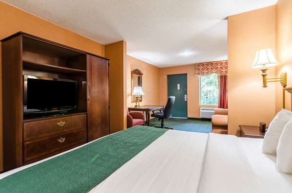 Suite - Quality Inn Eureka Springs