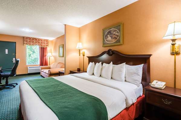 Suite - Quality Inn Eureka Springs