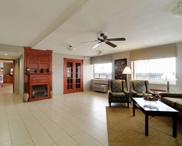  - Quality Inn & Suites Clarksville - I-40, Exit 58