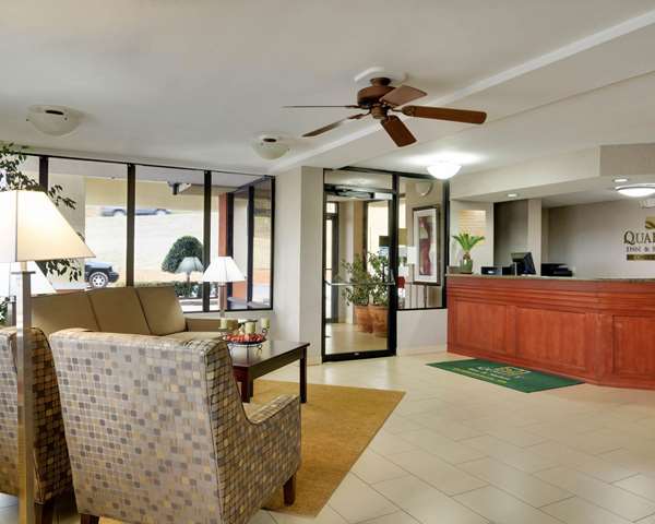 - Quality Inn & Suites Clarksville - I-40, Exit 58