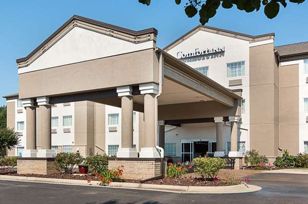 Exterior view - Comfort Inn Camden