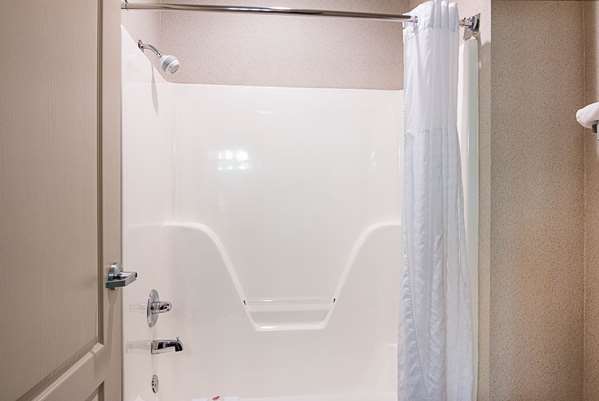  - Comfort Inn Camden