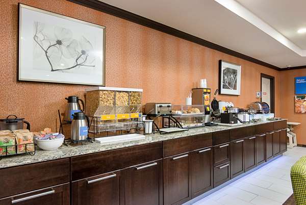 Amenities - Comfort Inn Camden