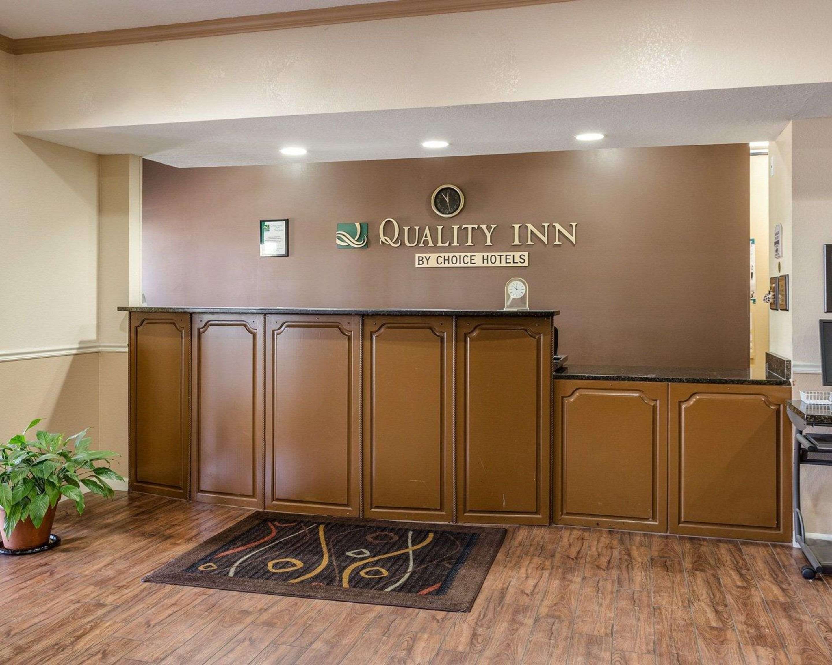 Front desk with friendly staff