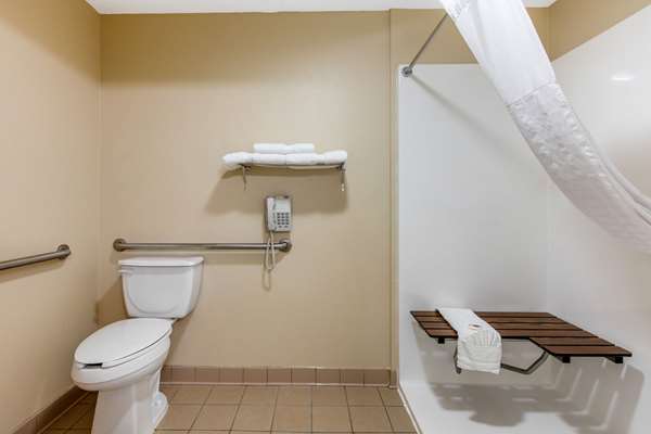  - Comfort Inn & Suites Bryant - I-30, Exit 123