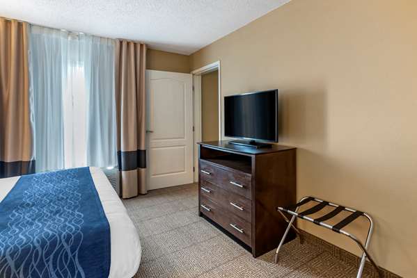 Suite - Comfort Inn & Suites Bryant - I-30, Exit 123