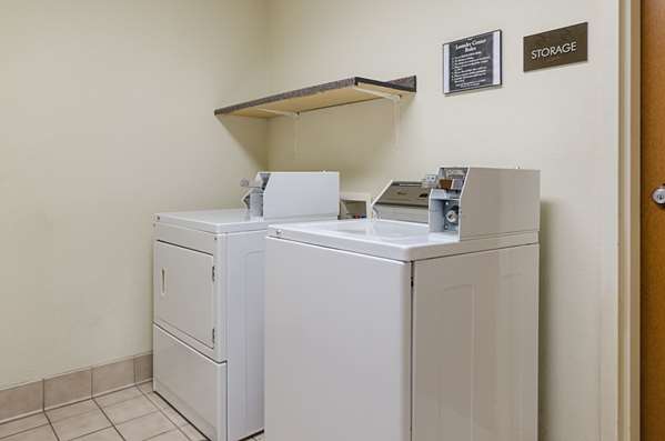 Amenities - Quality Suites Springdale - I-49, Exit 72