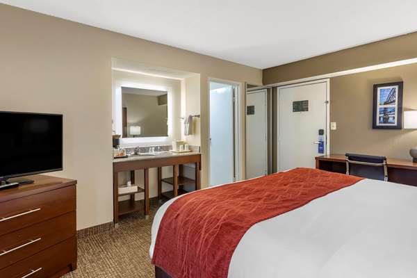  - Comfort Inn & Suites Little Rock Airport