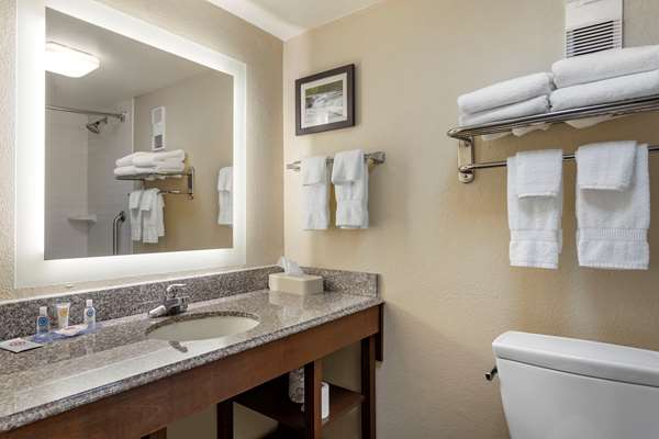 Suite - Comfort Inn & Suites Little Rock Airport