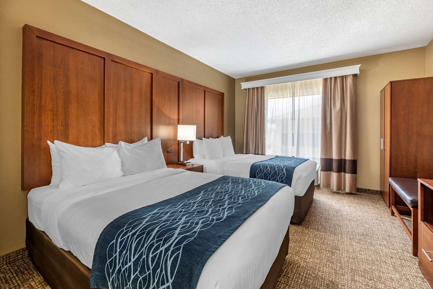 Comfort Inn & Suites El Dorado, AR See Discounts