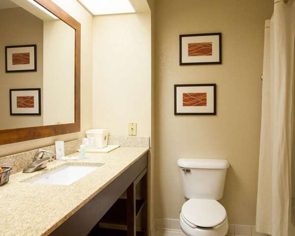  - Quality Inn & Suites North Little Rock - I-40, Exit 157