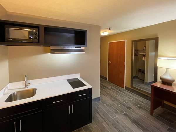  - Quality Inn & Suites North Little Rock - I-40, Exit 157