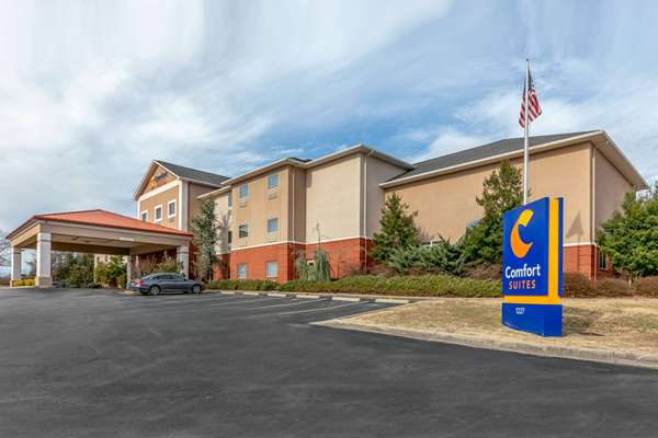 Exterior view - Comfort Suites Batesville