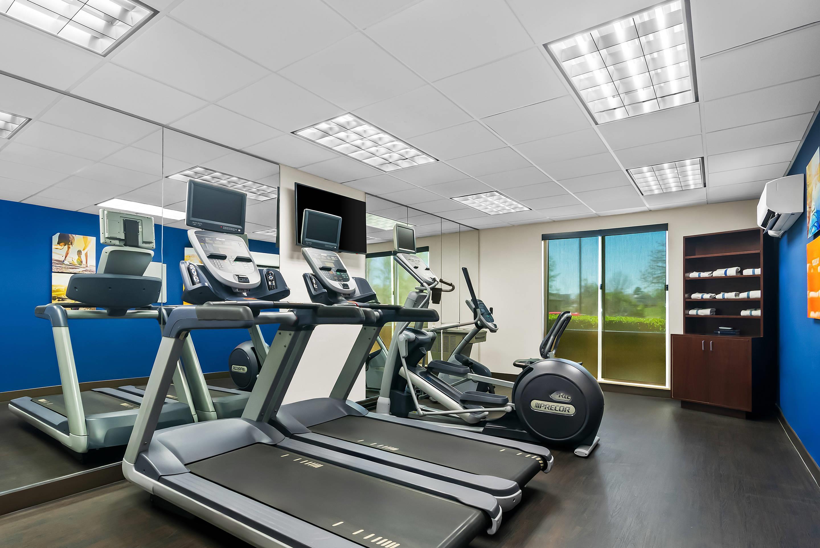 Fitness center | Comfort Suites Bentonville - Rogers