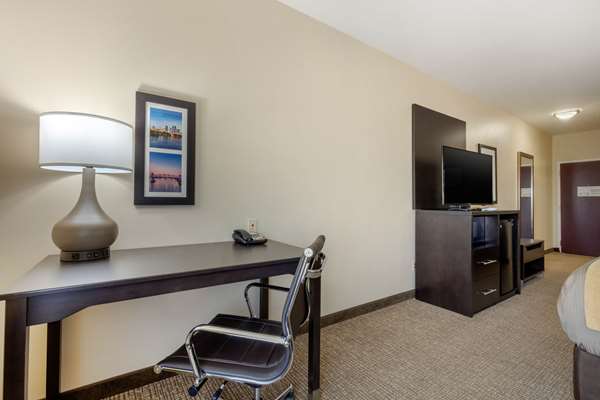  - Comfort Inn & Suites North Little Rock McCain Mall