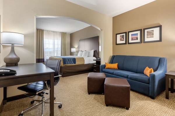 Suite - Comfort Inn & Suites North Little Rock McCain Mall