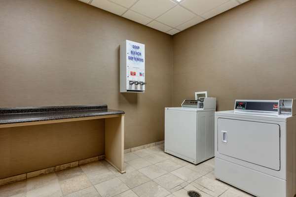 Amenities - Comfort Inn & Suites North Little Rock McCain Mall