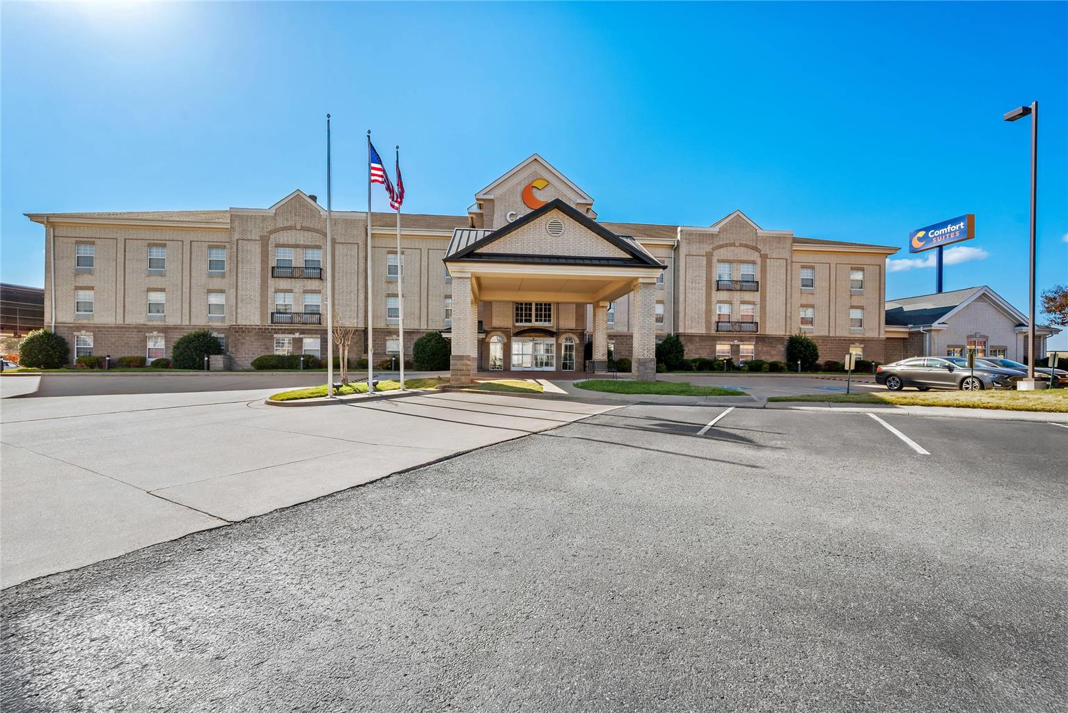 Comfort Suites