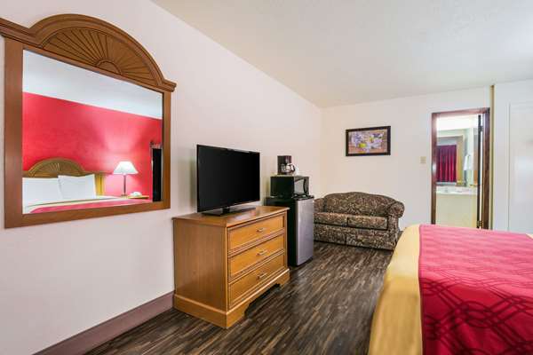  - Econo Lodge Brinkley - I-40, Exit 216