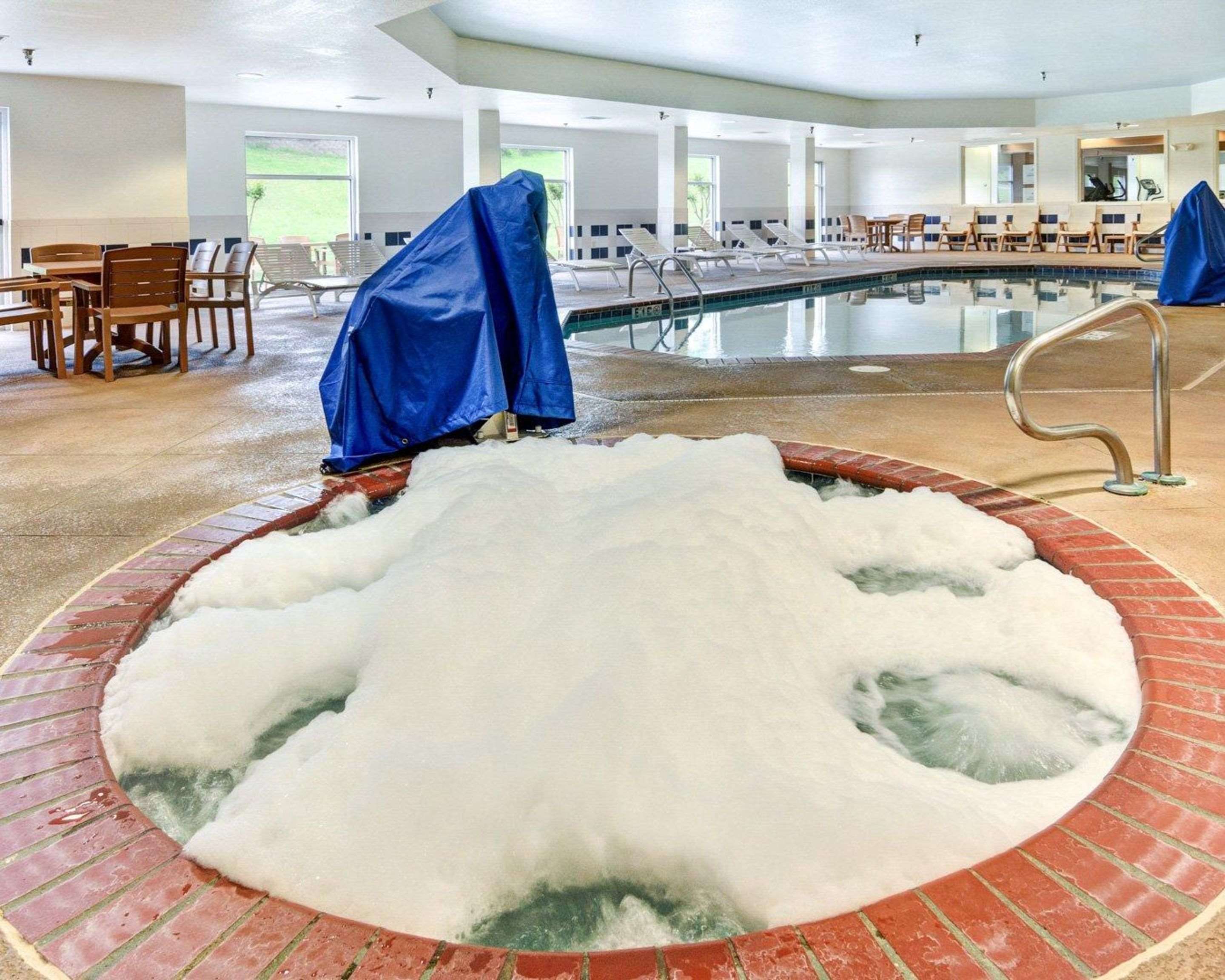 Indoor hot tub