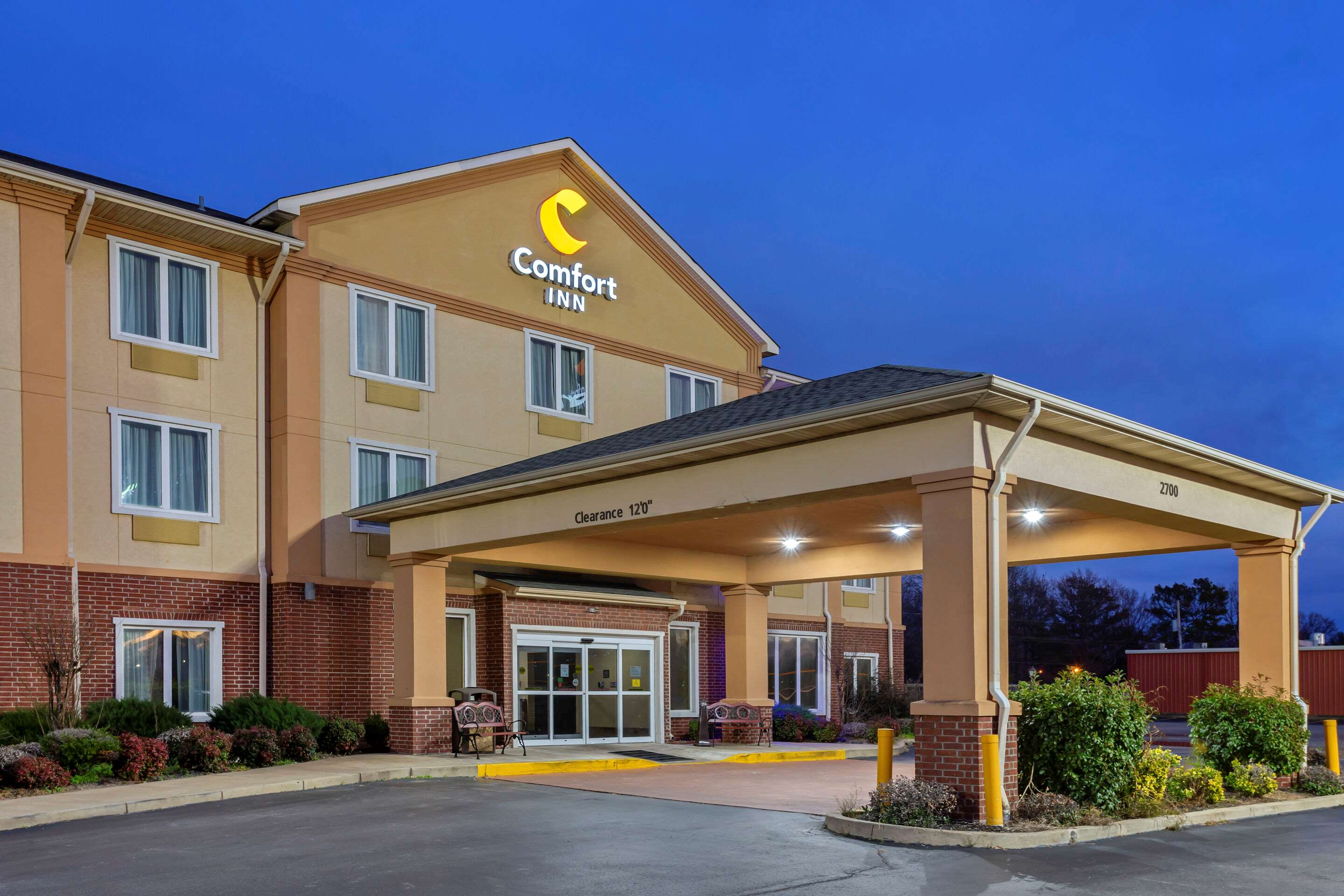 Hotel exterior | Comfort Inn Marion