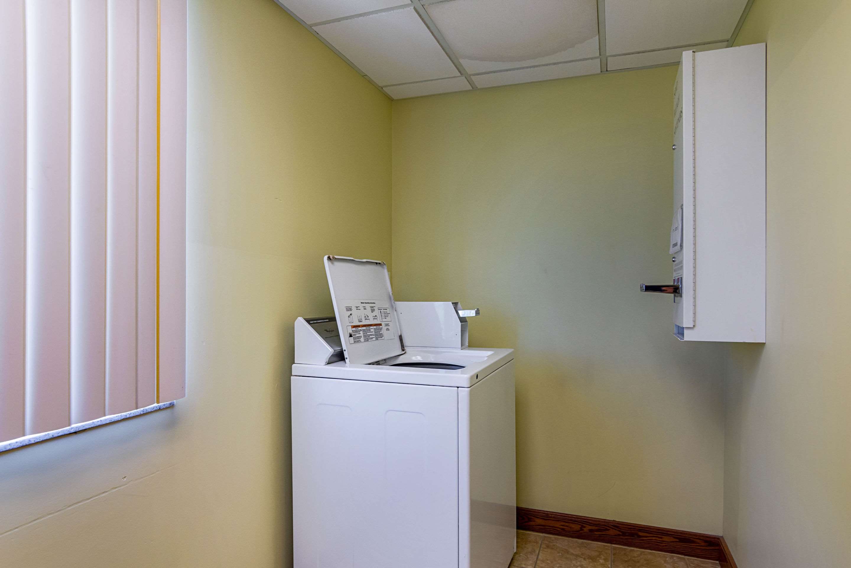 Guest laundry facilities