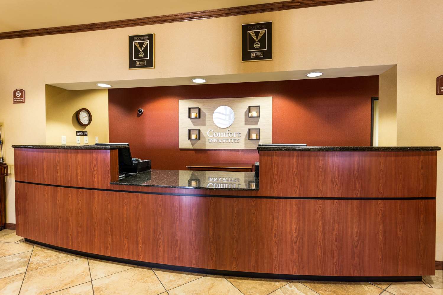 Comfort Inn Suites Blytheville Ar See Discounts