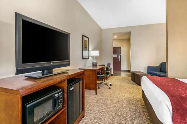 Suite - Comfort Suites Forrest City - I-40, Exit 241