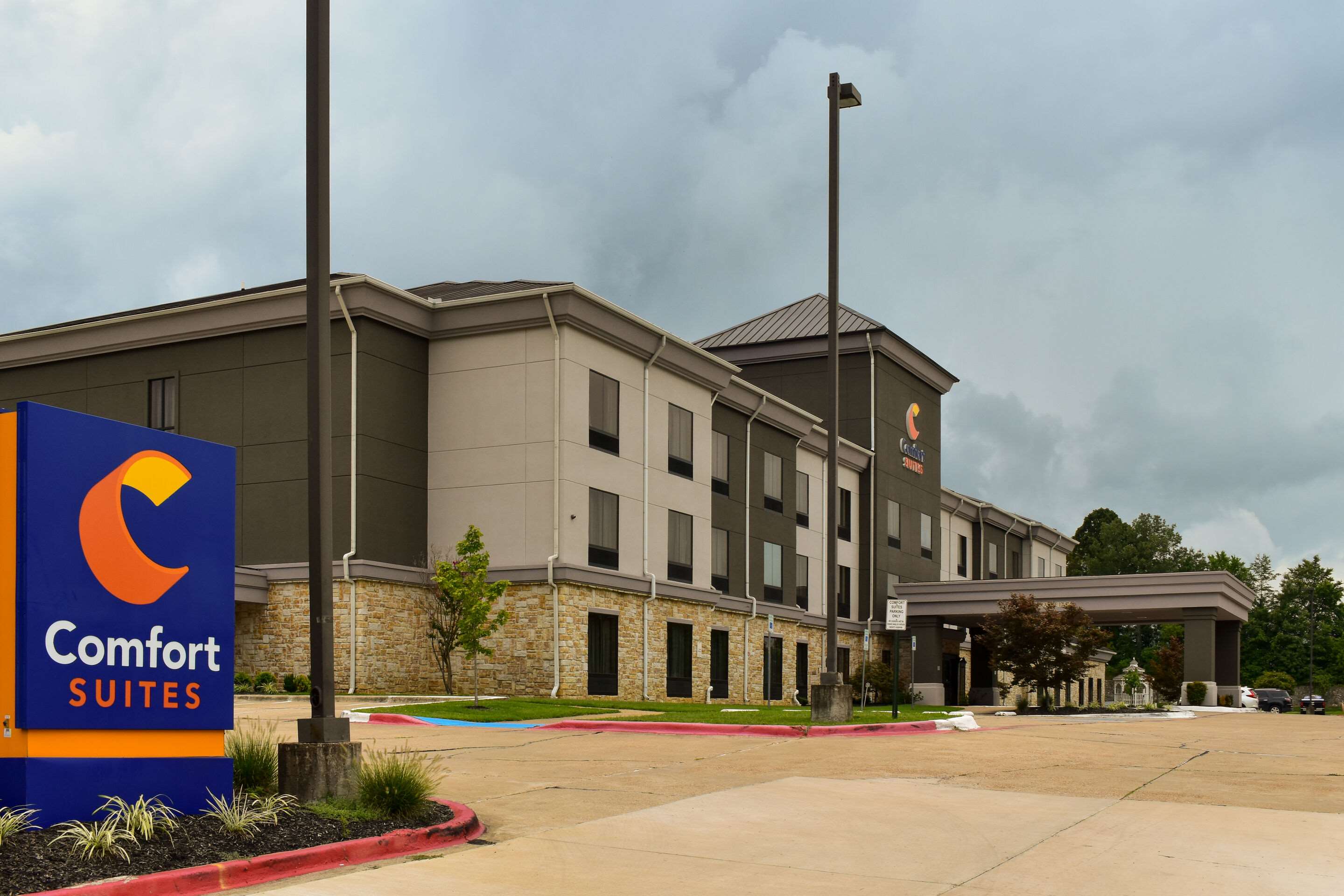 Hotel exterior | Comfort Suites Forrest City