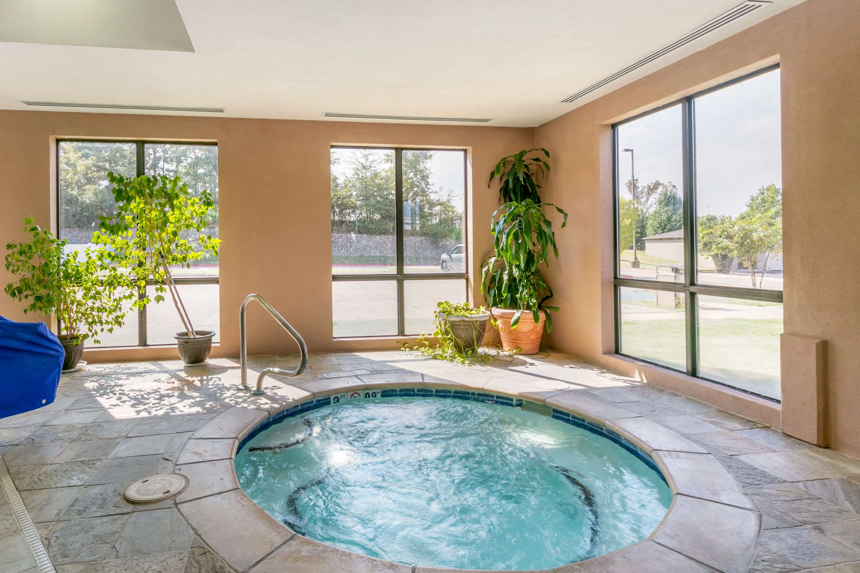 Relax in the hot tub | Comfort Suites Forrest City