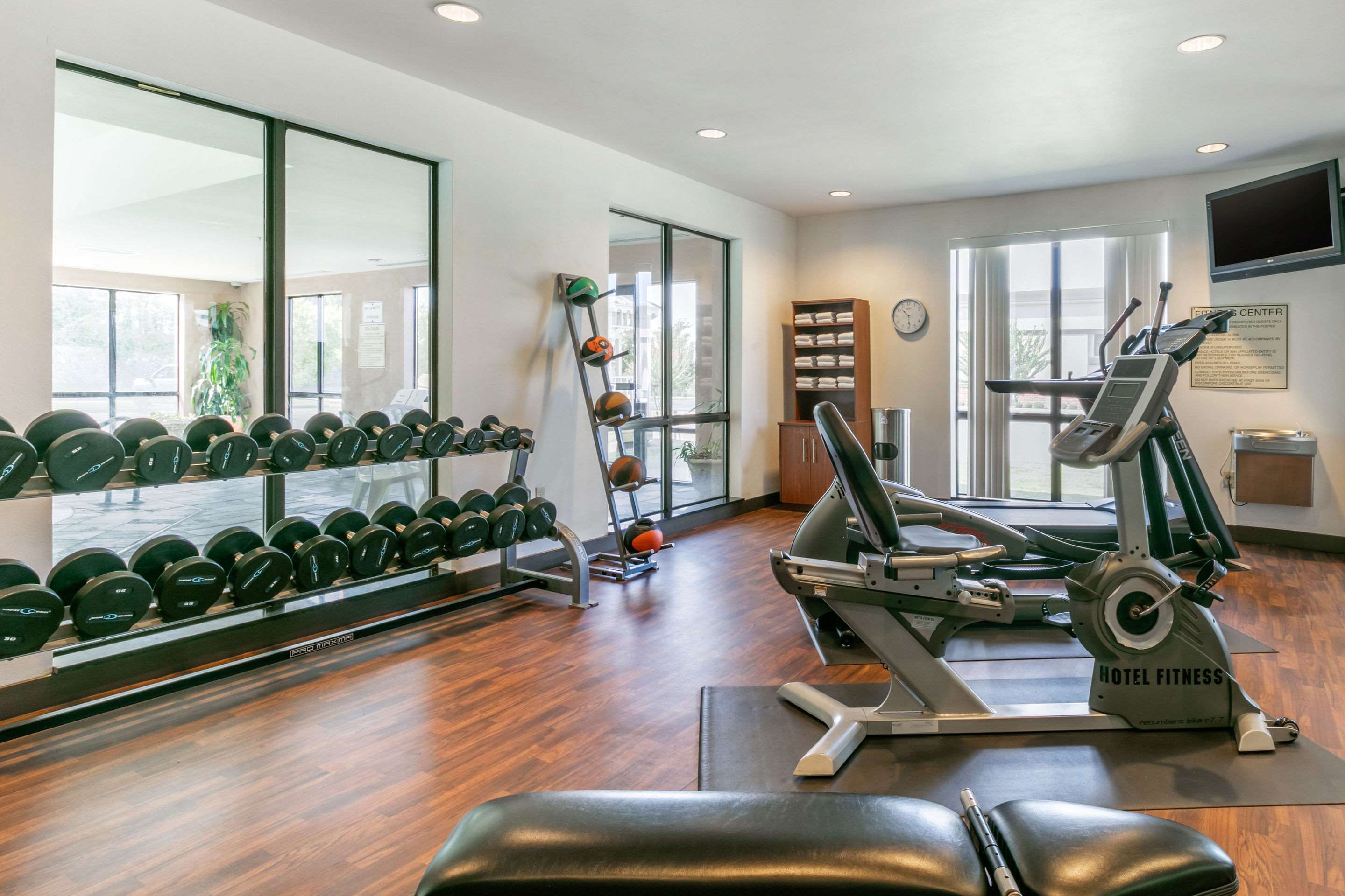 Fitness center | Comfort Suites Forrest City
