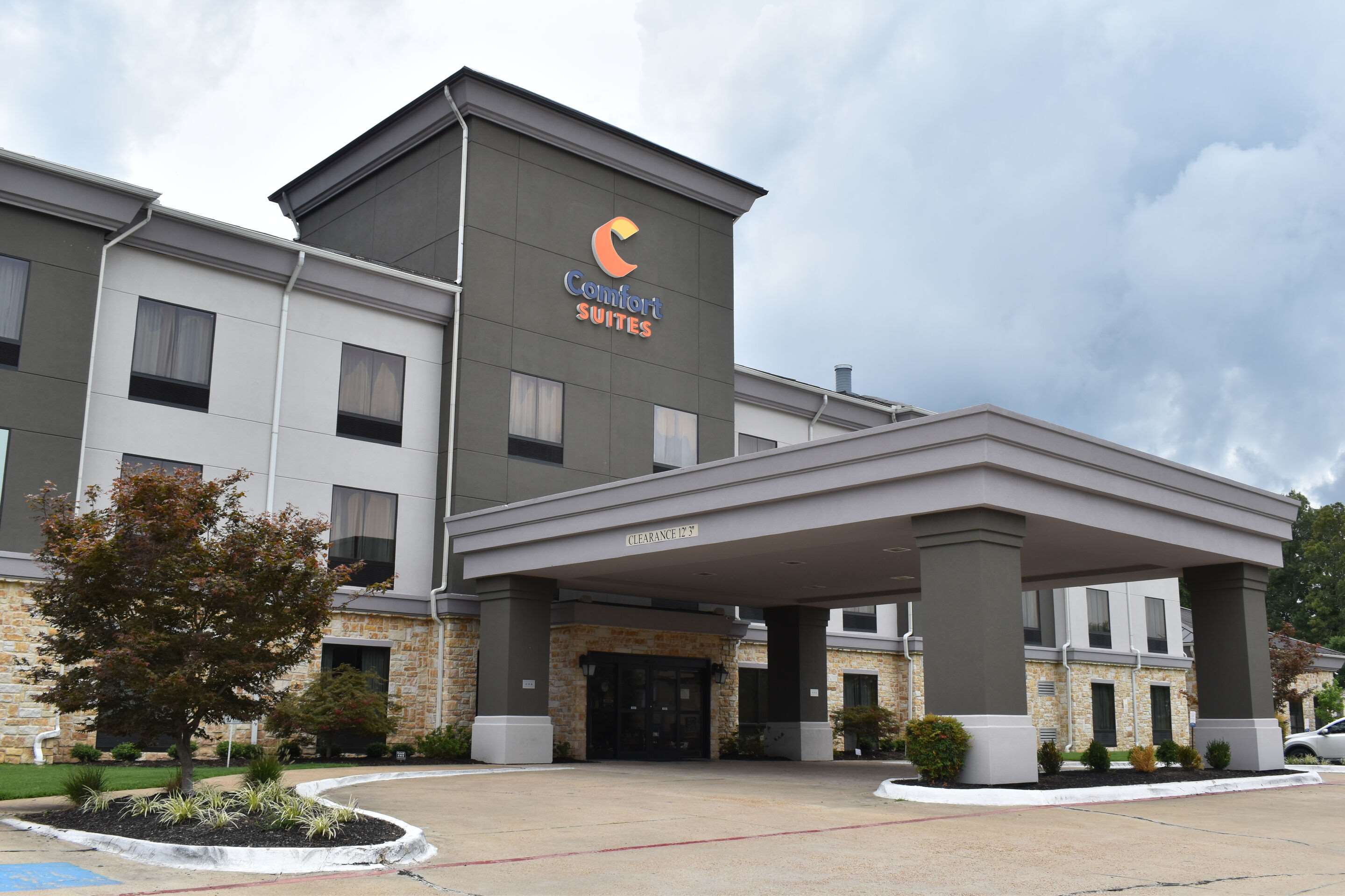 Hotel exterior | Comfort Suites Forrest City