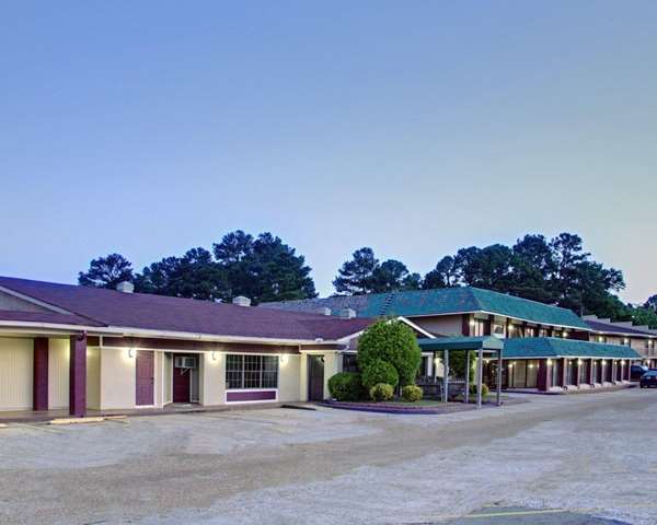 Exterior view - Econo Lodge Conference Center El Dorado