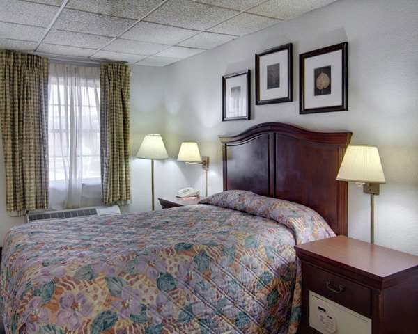  - Econo Lodge Conference Center El Dorado