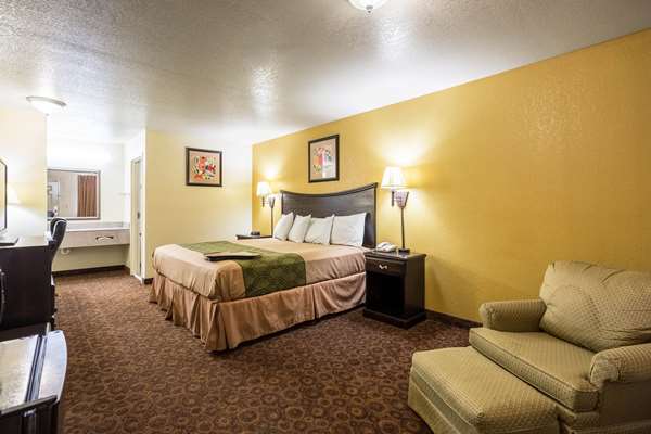  - Econo Lodge Inn & Suites Searcy