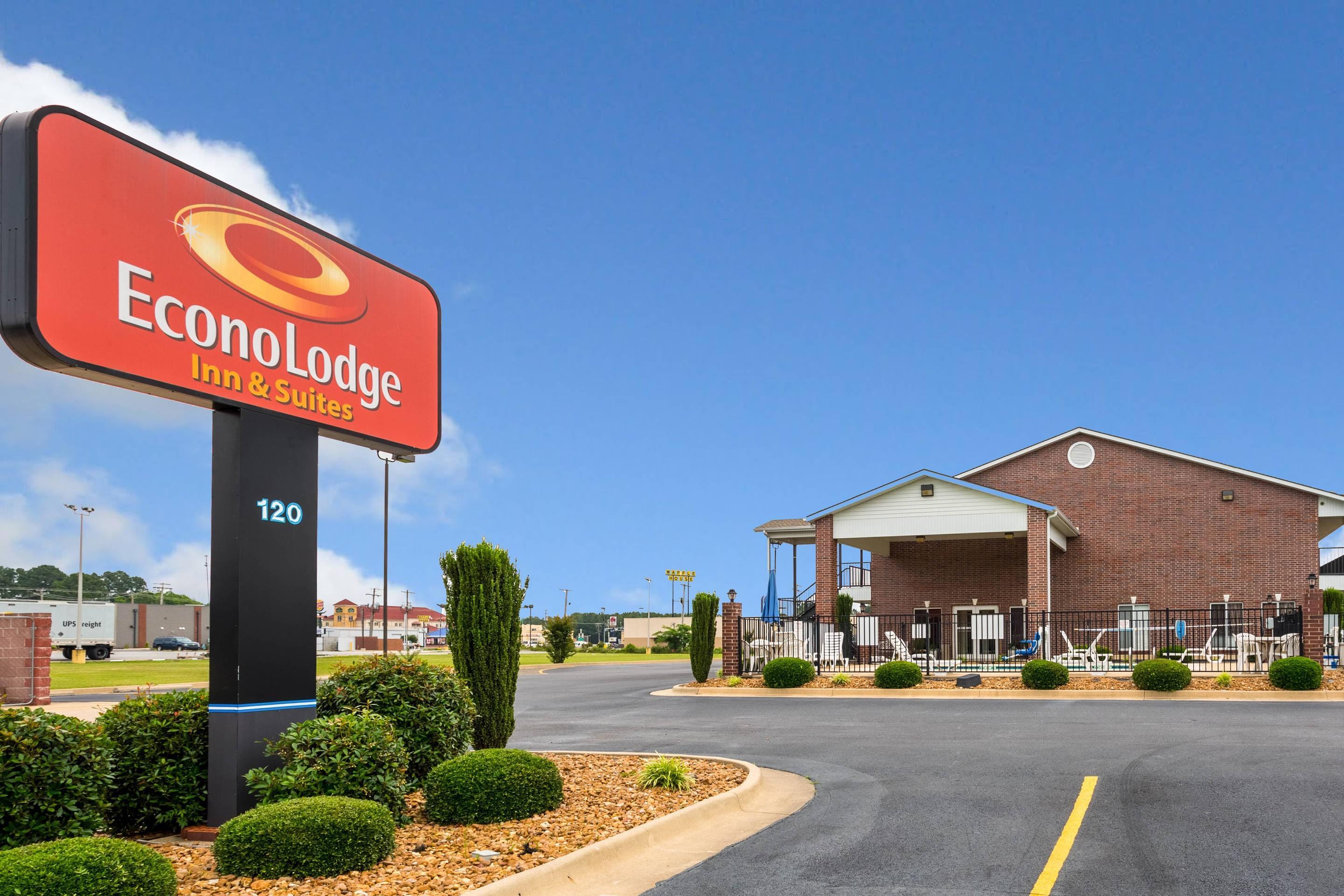 Hotel near popular attractions | Econo Lodge Inn & Suites Searcy