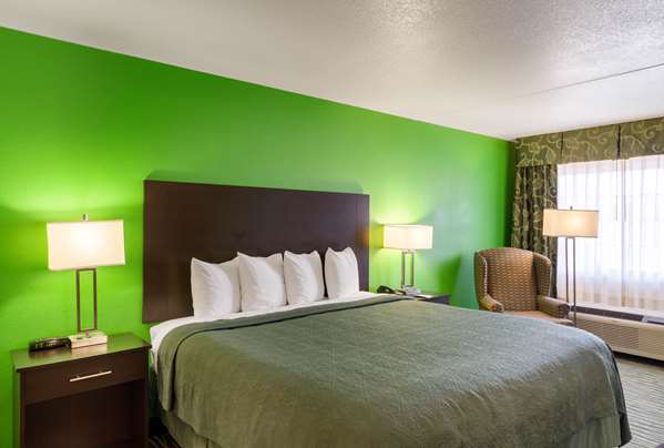  - Quality Inn Siloam Springs