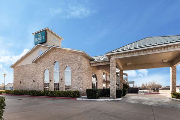 Exterior view - Quality Inn Siloam Springs