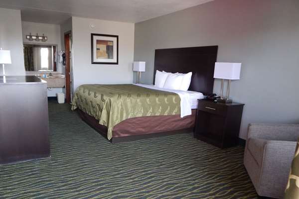  - Quality Inn Siloam Springs