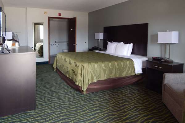 - Quality Inn Siloam Springs